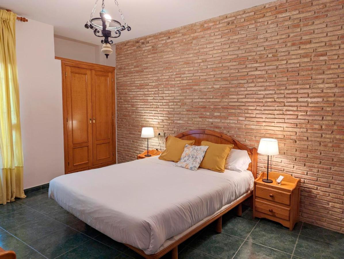 Hotel Moregon Cuacos De Yuste Zewnętrze zdjęcie