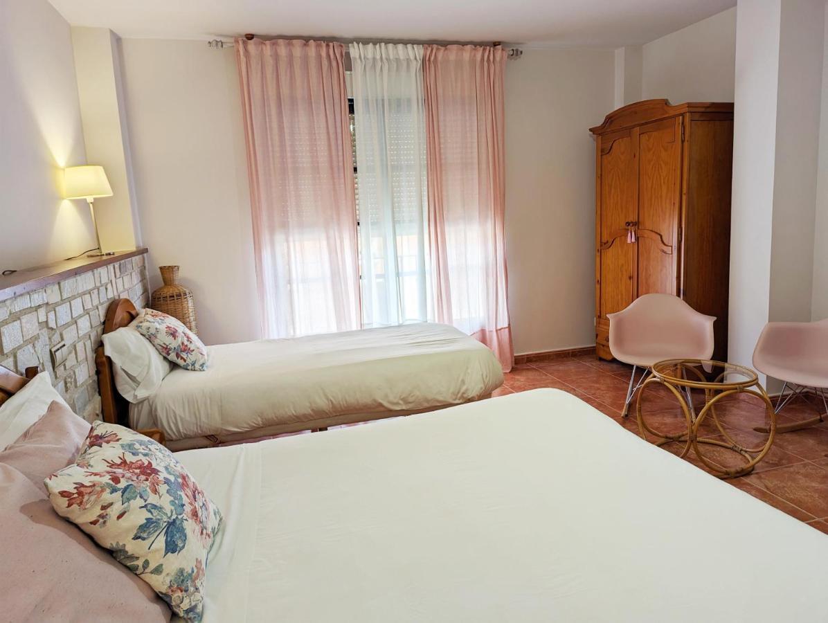 Hotel Moregon Cuacos De Yuste Zewnętrze zdjęcie