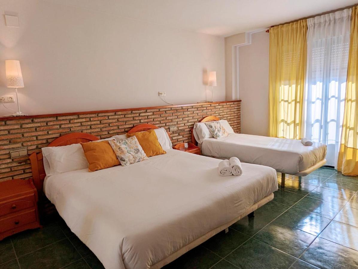Hotel Moregon Cuacos De Yuste Zewnętrze zdjęcie